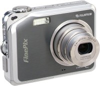 FujiFilm Finepix V10 camera