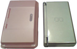 Nintendo DS Lite and the original - comparison