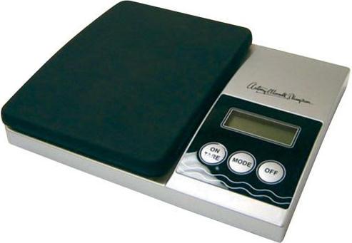 Review Electronic Kitchen Scale Electric Knife both from Breville in the AWT range
