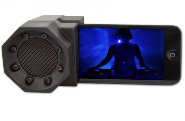 mini boombox speaker