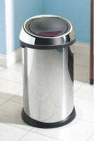 Branbantia sensor bin in kitchen setting