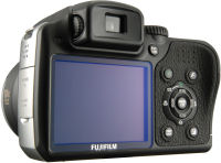 FujiFilm S8100fd Digital SLR camera - rear view controls