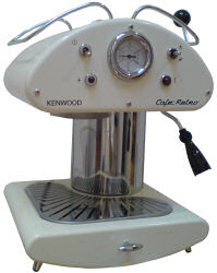 Achtervolging heerser Speels Review : Kenwood ES547, ES550 and ES552 Caf Retro Espresso machine